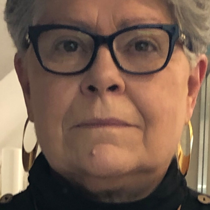 <span class='identity '><span class="identity__firstname">Catherine </span> <span class="identity__name">Guichard</span> </span> Catherine Guichard