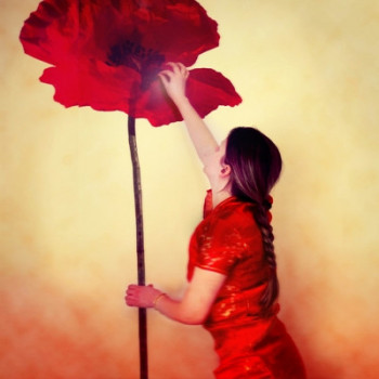 Obra contemporánea nombrada « Haiku du coquelicot », Hecho por SARAH LOUETTE