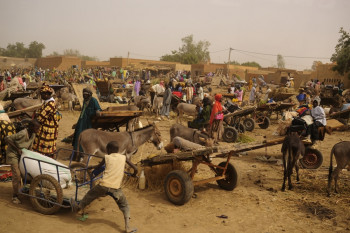 Jour de marché à MOPTI En el sitio ARTactif