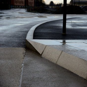 TROTTOIR SOUS LA PLUIE En el sitio ARTactif