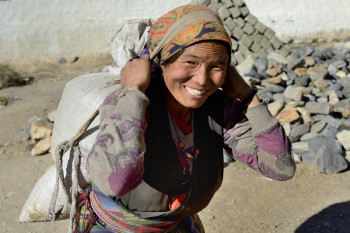 Sourire de femme En el sitio ARTactif