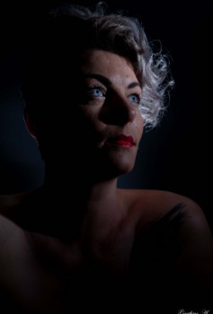 Obra contemporánea nombrada « Blue eyes », Hecho por GAUTHIER.PHOTOGRAPHY