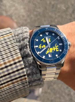 Obra contemporánea nombrada « Time For Love - Tissot Seastar », Hecho por CESTNICOLAS