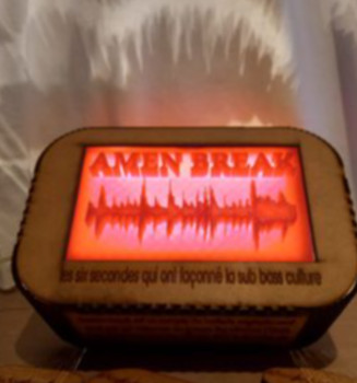 Obra contemporánea nombrada « lampe amen break », Hecho por OLIVIER THIBAUT