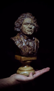 Obra contemporánea nombrada « Beethoven Bust », Hecho por N'SHIKO