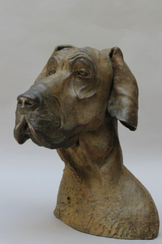 Obra contemporánea nombrada « Omer, Dog Allemand », Hecho por VIRGINIE CHARDON SCULPTURE