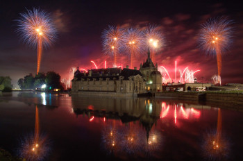 Obra contemporánea nombrada « Nuit de Feu au Château de Chantilly », Hecho por WHITE TIGER 60