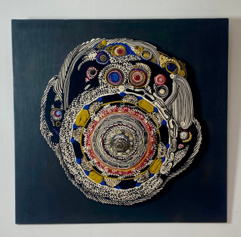Obra contemporánea nombrada « Tableau art textiles sculpture réf Namaste. », Hecho por YASMINA KIJEK
