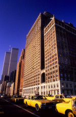 taxi-jaune-et-twins-tower-new-york