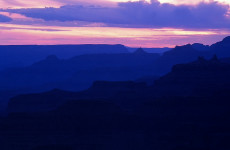 degrade-de-bleu-sur-le-grand-canyon-amerique-du-nord