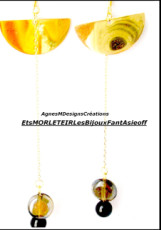 boucles-doreilles-demi-lune-en-acier-dore-et-perles-de-verre-anthracite