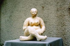 femme-assise